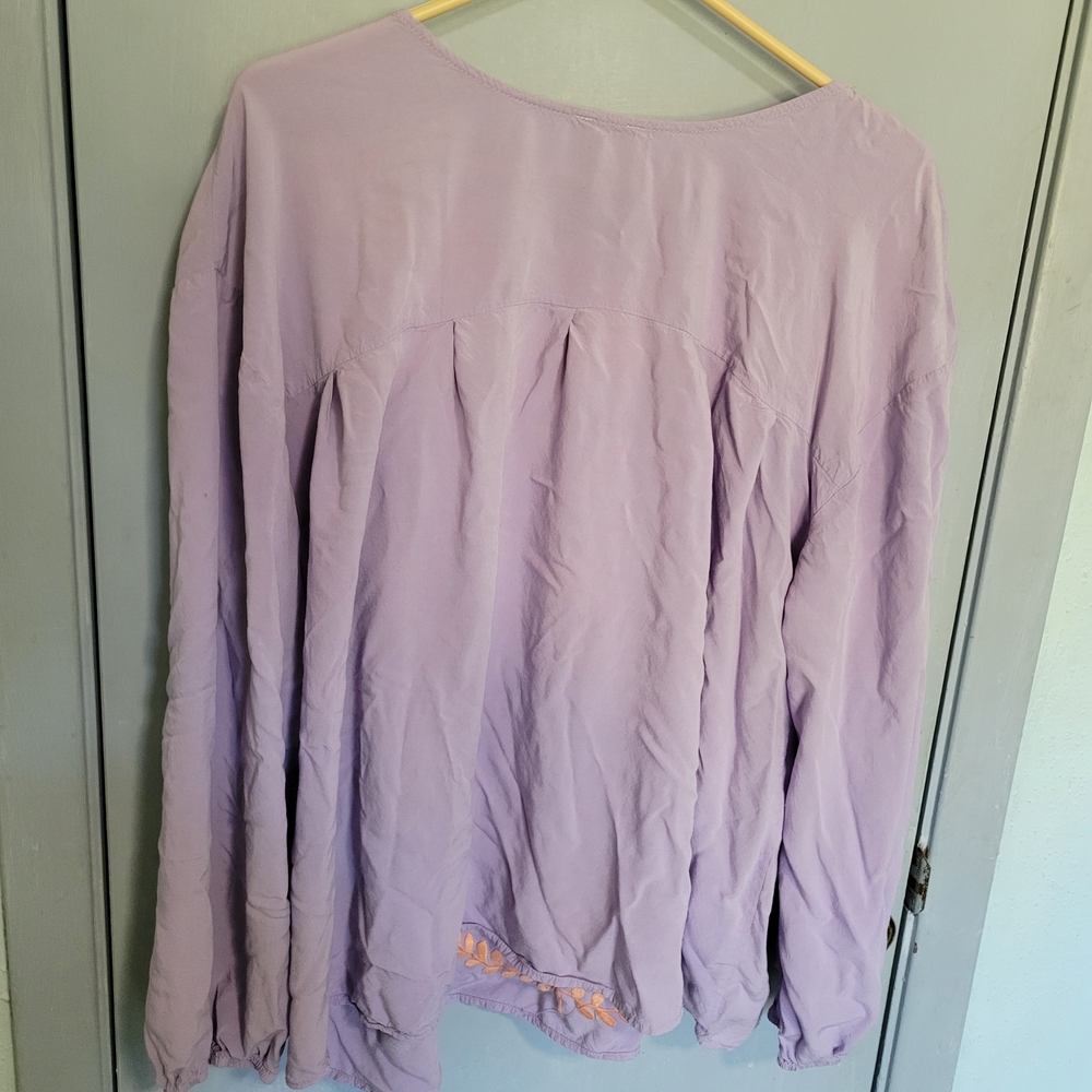 Layerz Floral Embroidered Peasant Style Top in Lavender and Tangerine Sz Xl - Picture 5 of 9